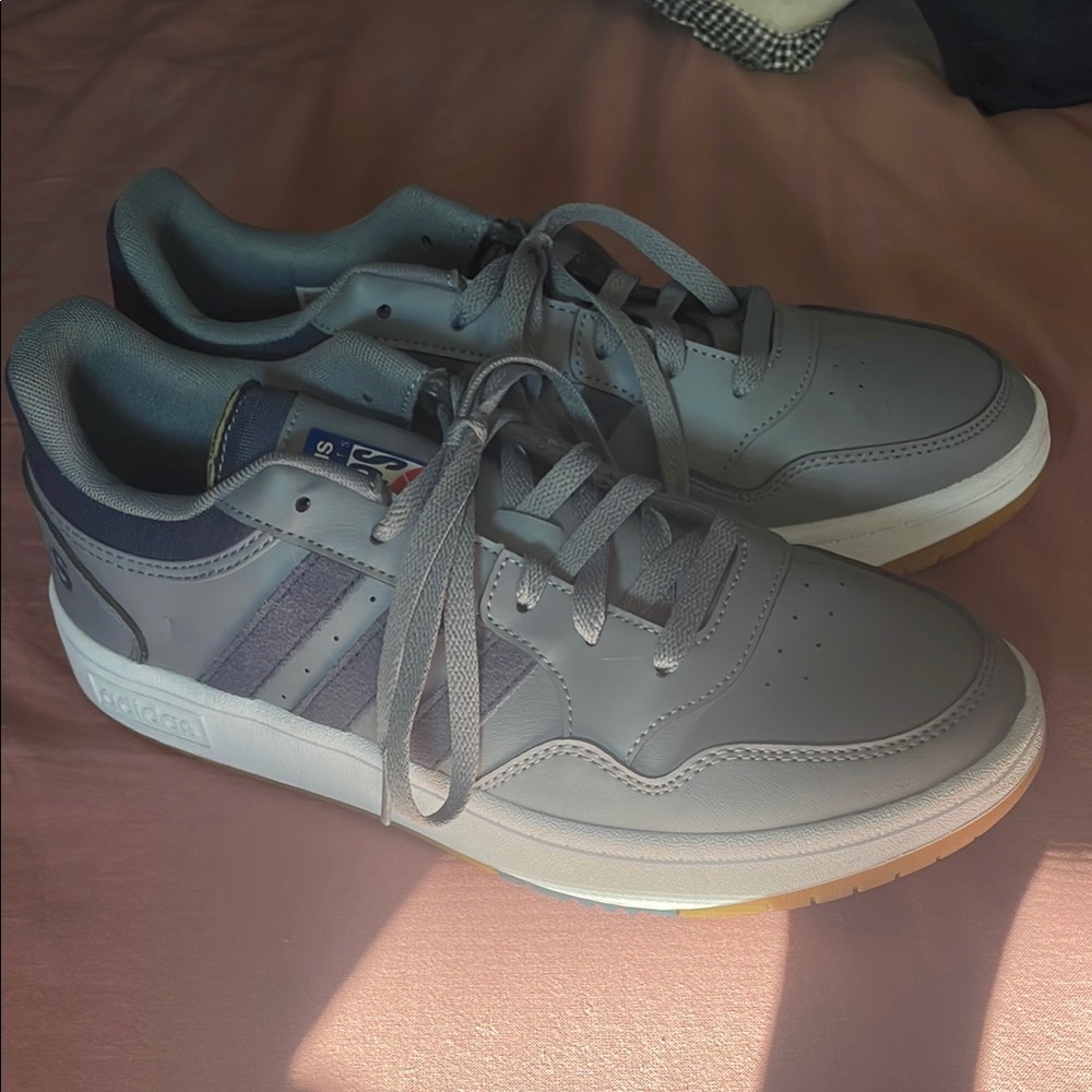 Adidas Men's Gray Sneakers like new